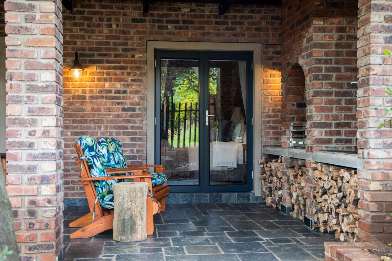 Tarry-Stone Cottages Dullstroom Dış mekan fotoğraf