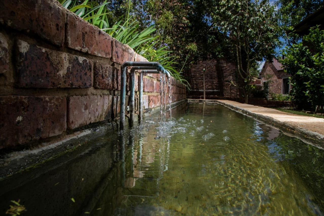 Tarry-Stone Cottages Dullstroom Dış mekan fotoğraf