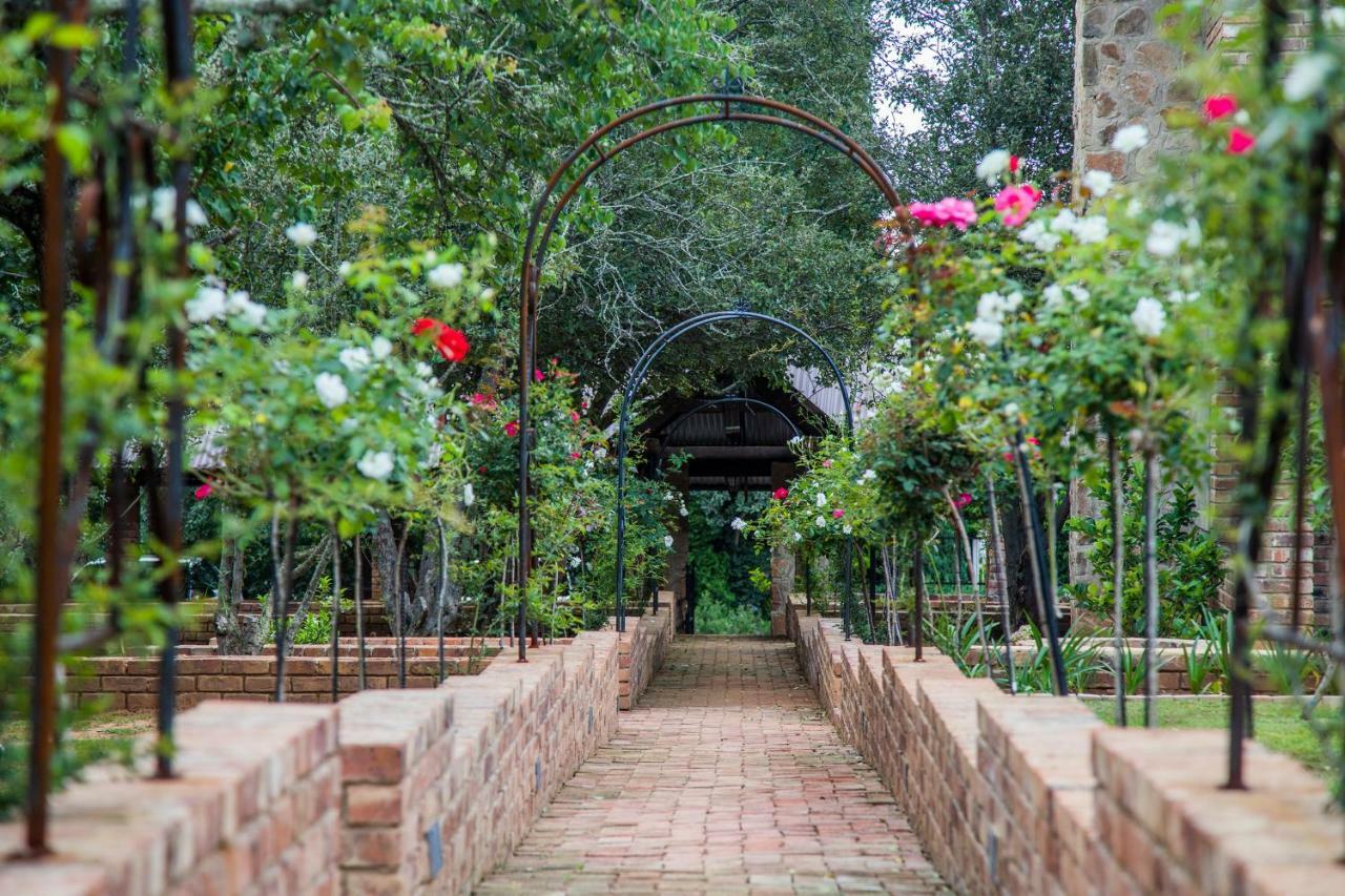 Tarry-Stone Cottages Dullstroom Dış mekan fotoğraf