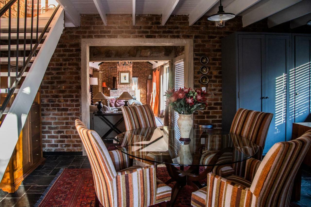Tarry-Stone Cottages Dullstroom Dış mekan fotoğraf