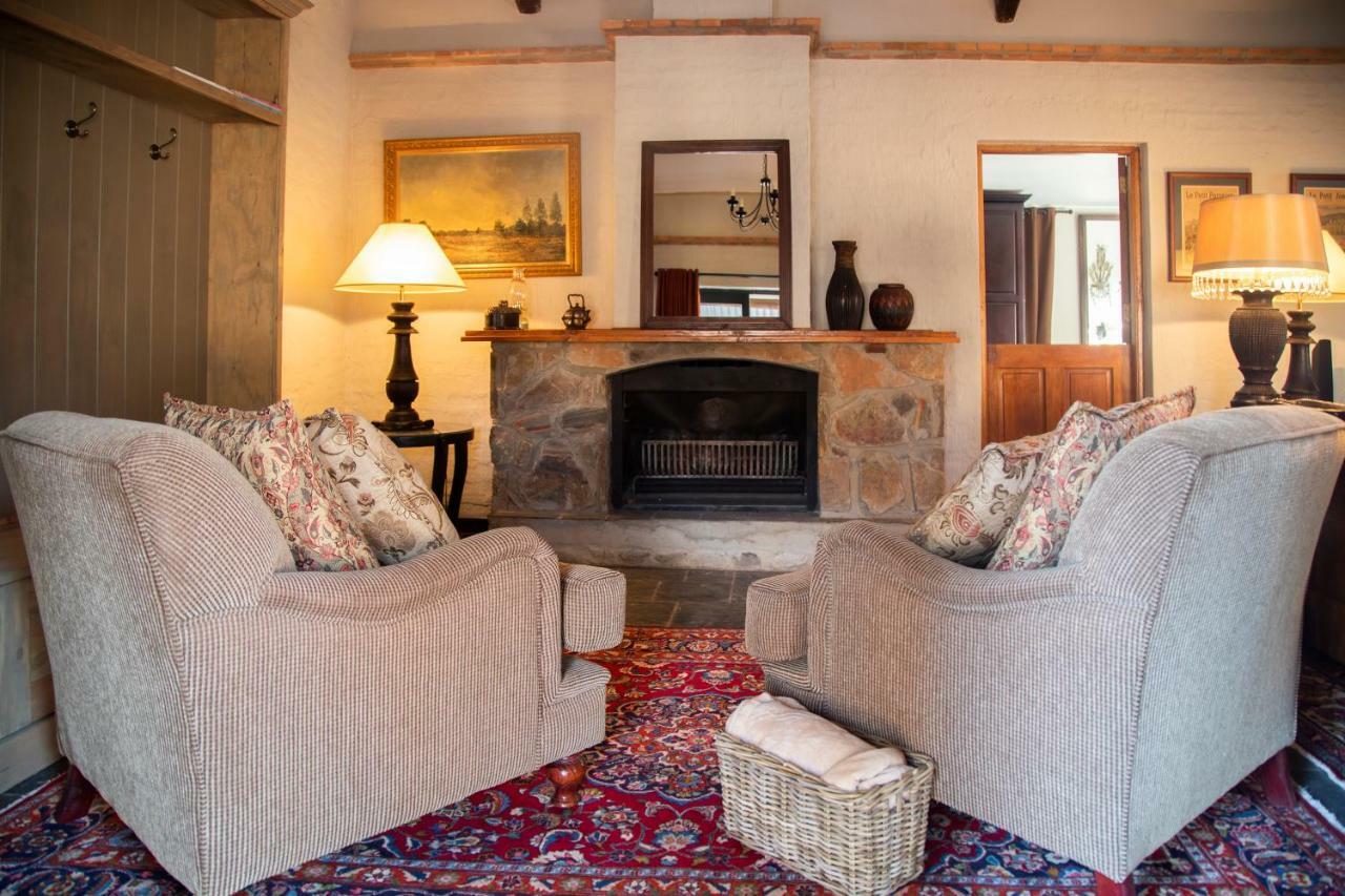 Tarry-Stone Cottages Dullstroom Dış mekan fotoğraf