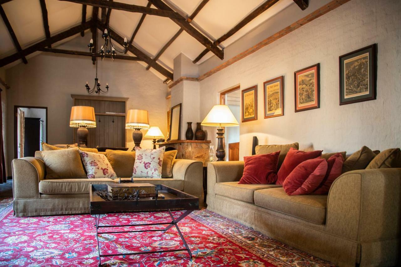 Tarry-Stone Cottages Dullstroom Dış mekan fotoğraf